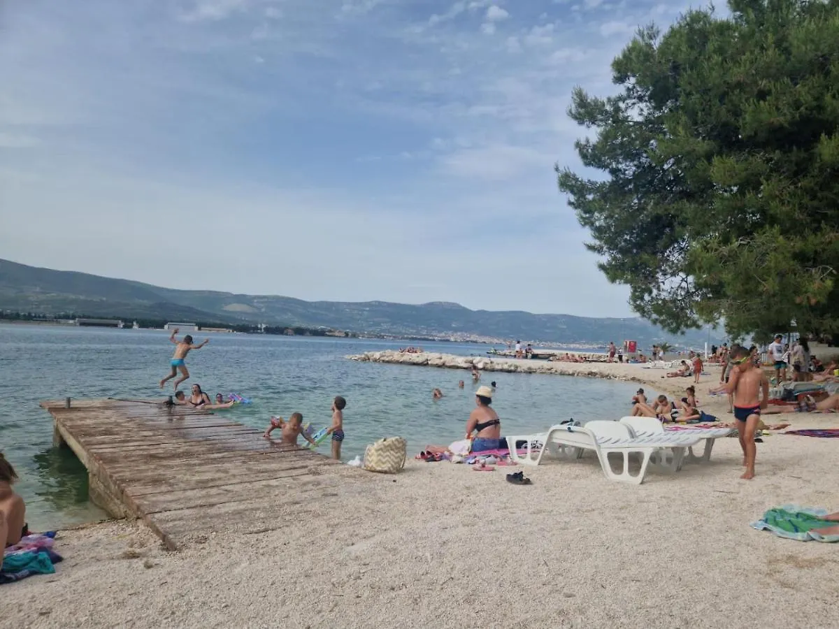 Apartments Sara Trogir