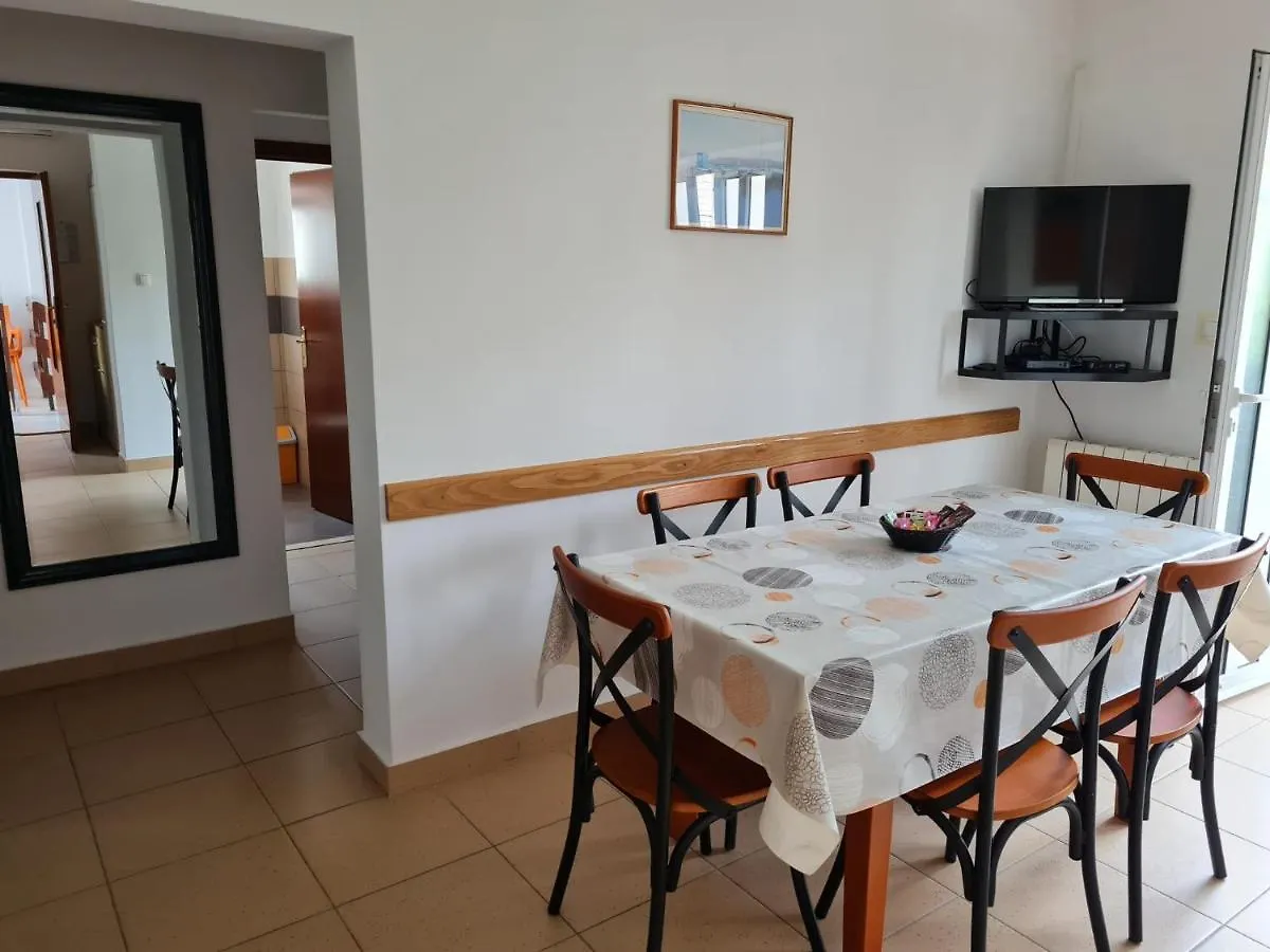 Apartments Sara Trogir