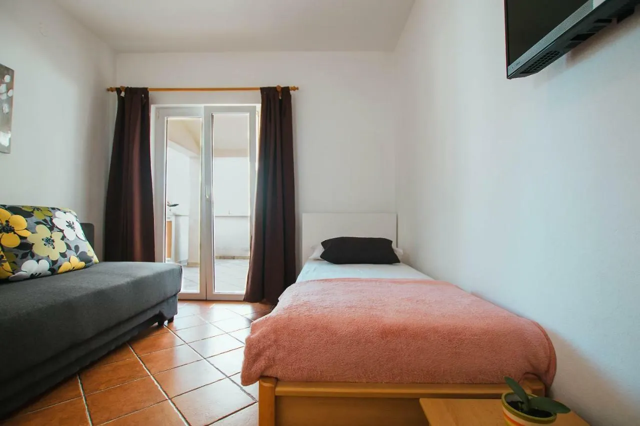 Apartments Sara Trogir Croatia