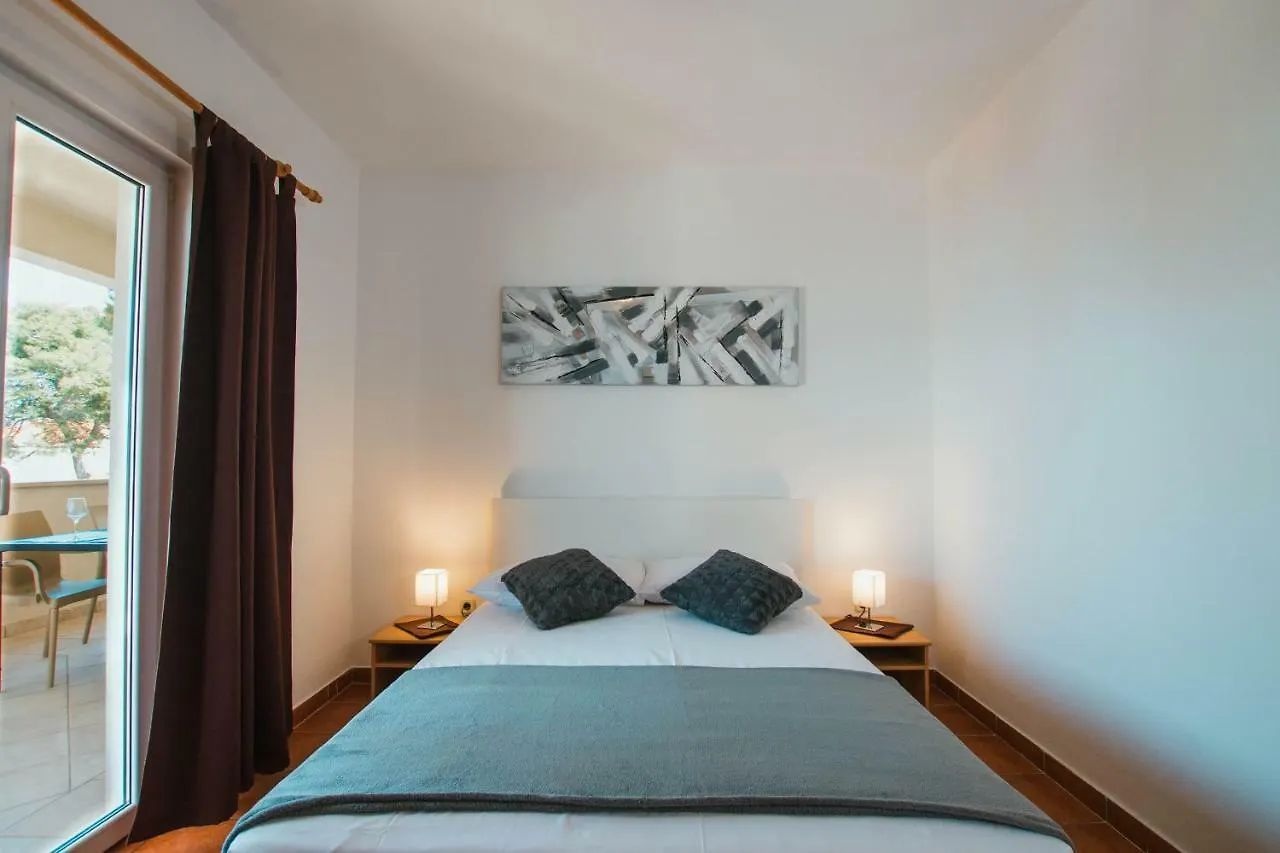Apartments Sara Trogir Croatia